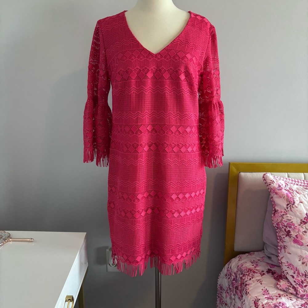 NWT Lace Fringed Bell Sleeve V Neck Short Cocktail Sheath Pink Dress Size 6 new